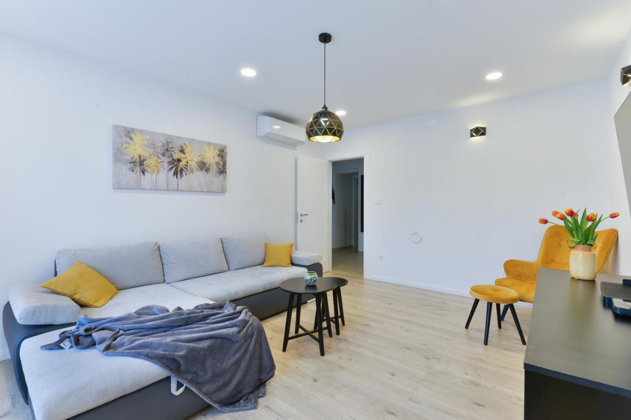 Zara Lumina Apartment Exterior foto